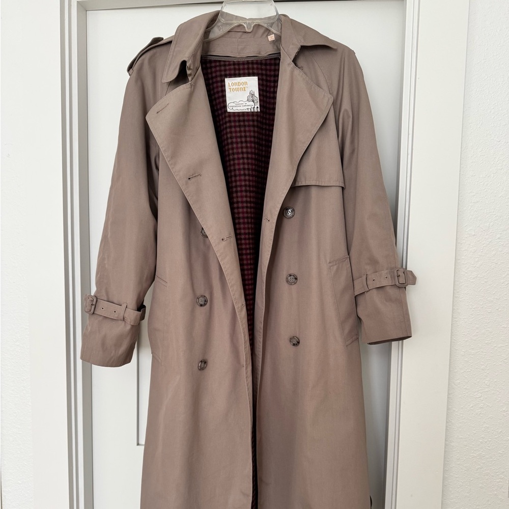 London Towne Women's Tan Trench Coat